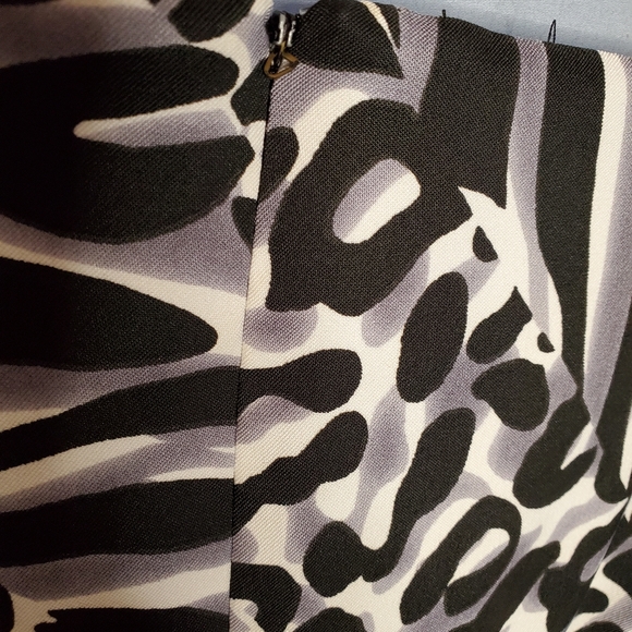 AB Studio Black White Animal Print Mini Dress Size 16 - Picture 11 of 14